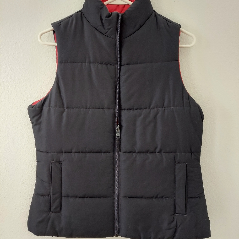Reversible Black And Red Vest